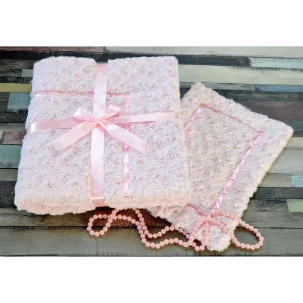 Pink Blanket & Pillow Set with Trimming Pink Blanket & Pillow Set with Trimming