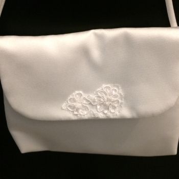 White Handmade First Holy Communion Handbag Style EMI 10