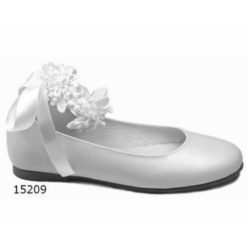 SPANISH WHITE FIRST HOLY COMMUNION SHOES BY TINNY SHOES STYLE 15209