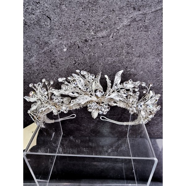 SILVER FIRST HOLY COMMUNION TIARA STYLE 5557G SILVER FIRST HOLY COMMUNION TIARA STYLE 5557G