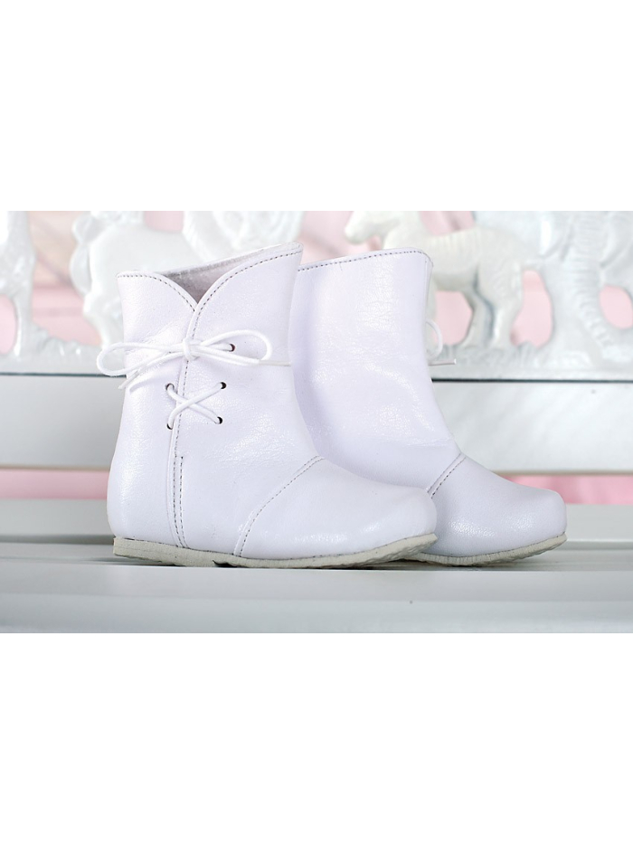 Boots of Leather D004