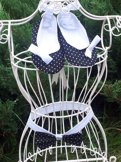 Black Set of Dots in Retro Style
