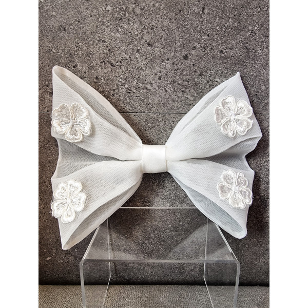 IVORY FIRST HOLY COMMUNION BOW STYLE PL24 IVORY FIRST HOLY COMMUNION BOW STYLE PL24