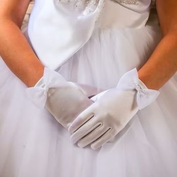 White First Holy Communion Gloves