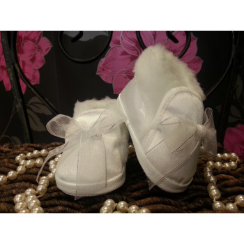 Baby Girls Christening Shoes with Bow and Fur M062